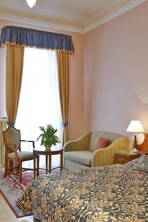 Hotel Kolonada Karlovy Vary 4*,  Czech Republic