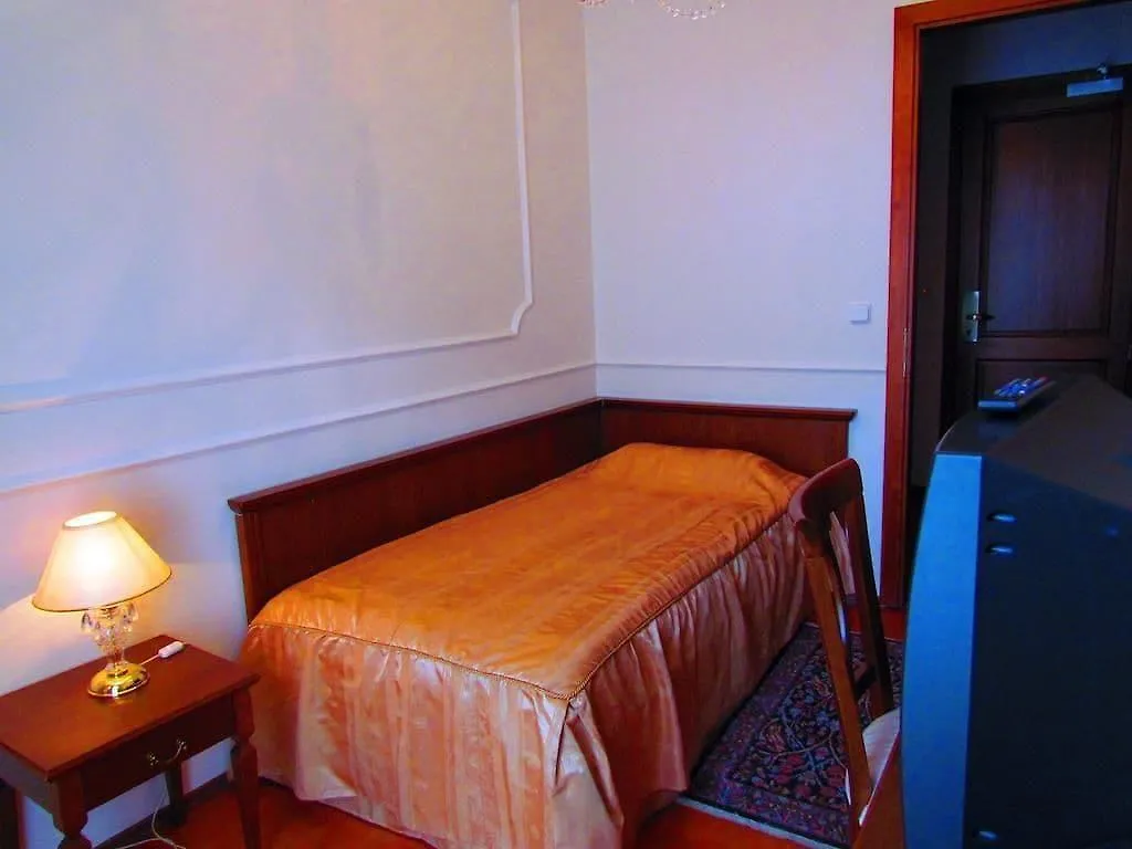 ****  Hotel Renesance Krasna Kralovna Karlovy Vary Czech Republic