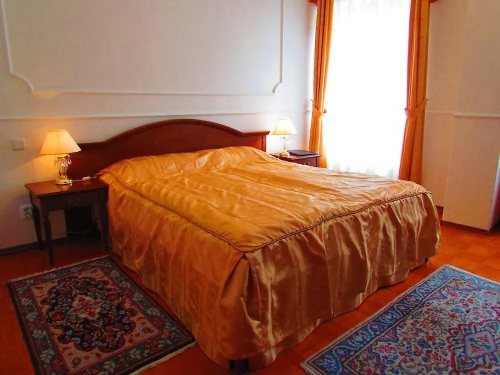 Hotel Renesance Krasna Kralovna KLV
