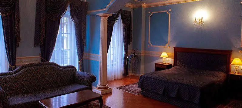 Hotel Renesance Krasna Kralovna KLV 4*,  República Checa