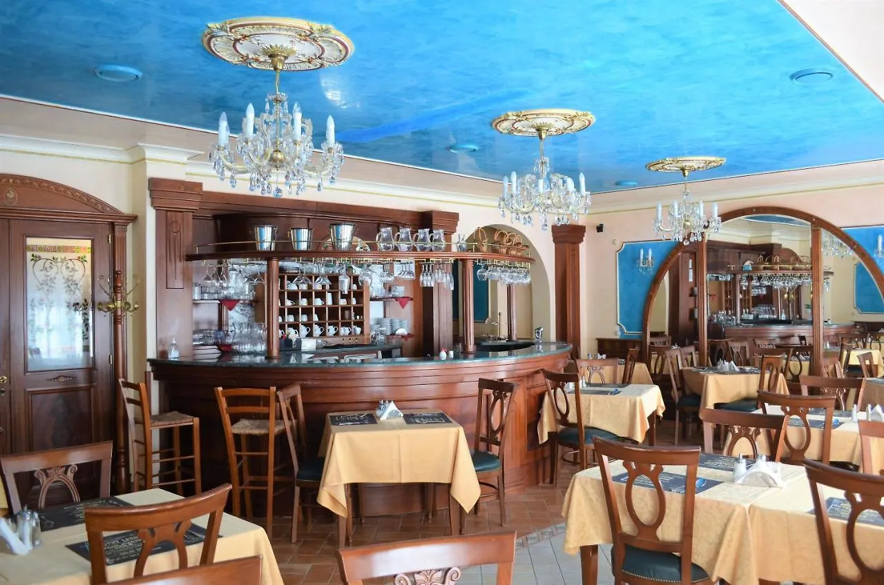 Hotel Renesance Krasna Kralovna Karlsbad 4*,  Tsjechië