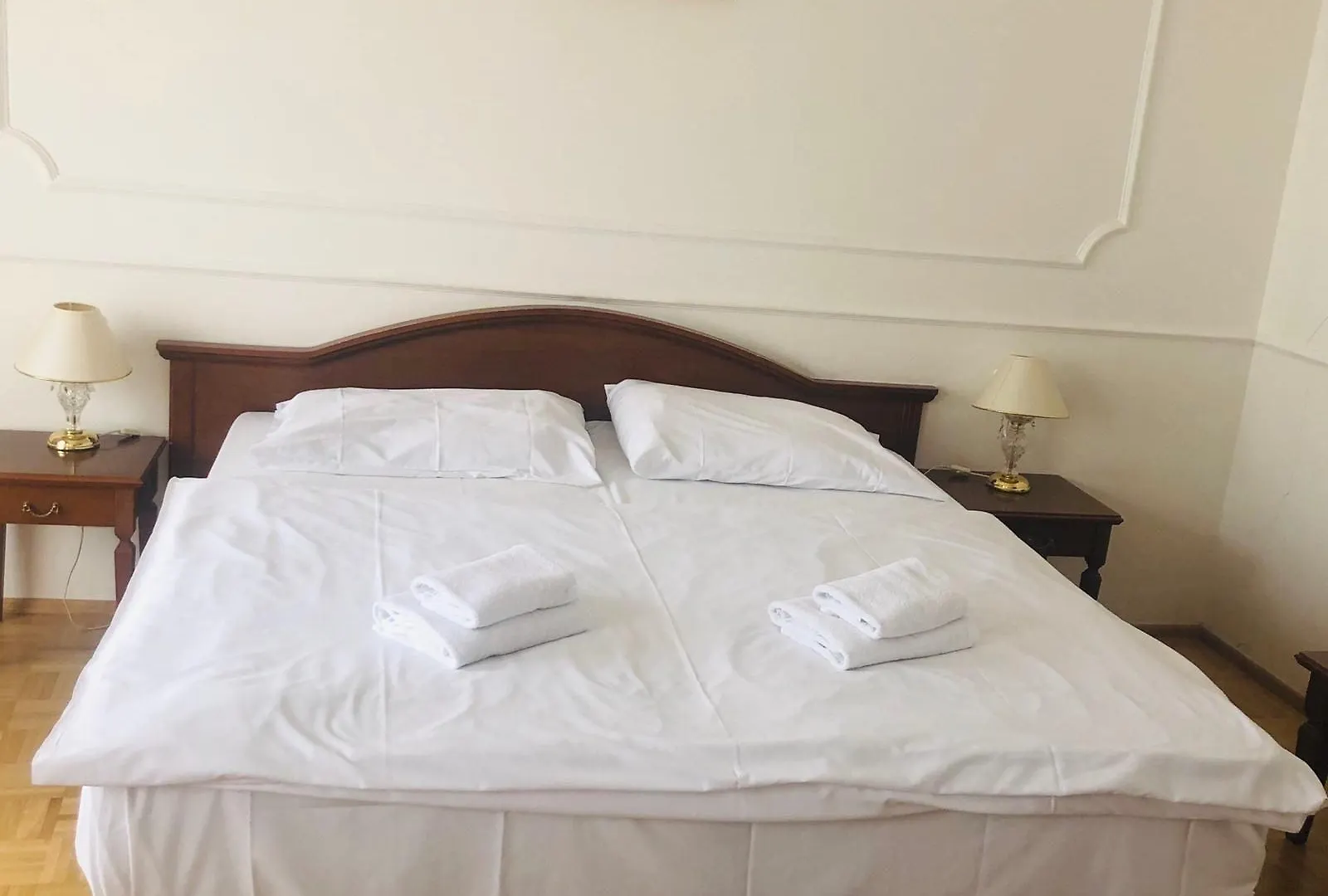 Hotel Renesance Krasna Kralovna Karlsbad