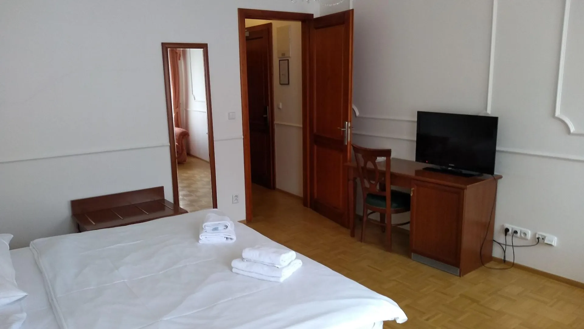 Hotel Renesance Krasna Kralovna Karlovy Vary