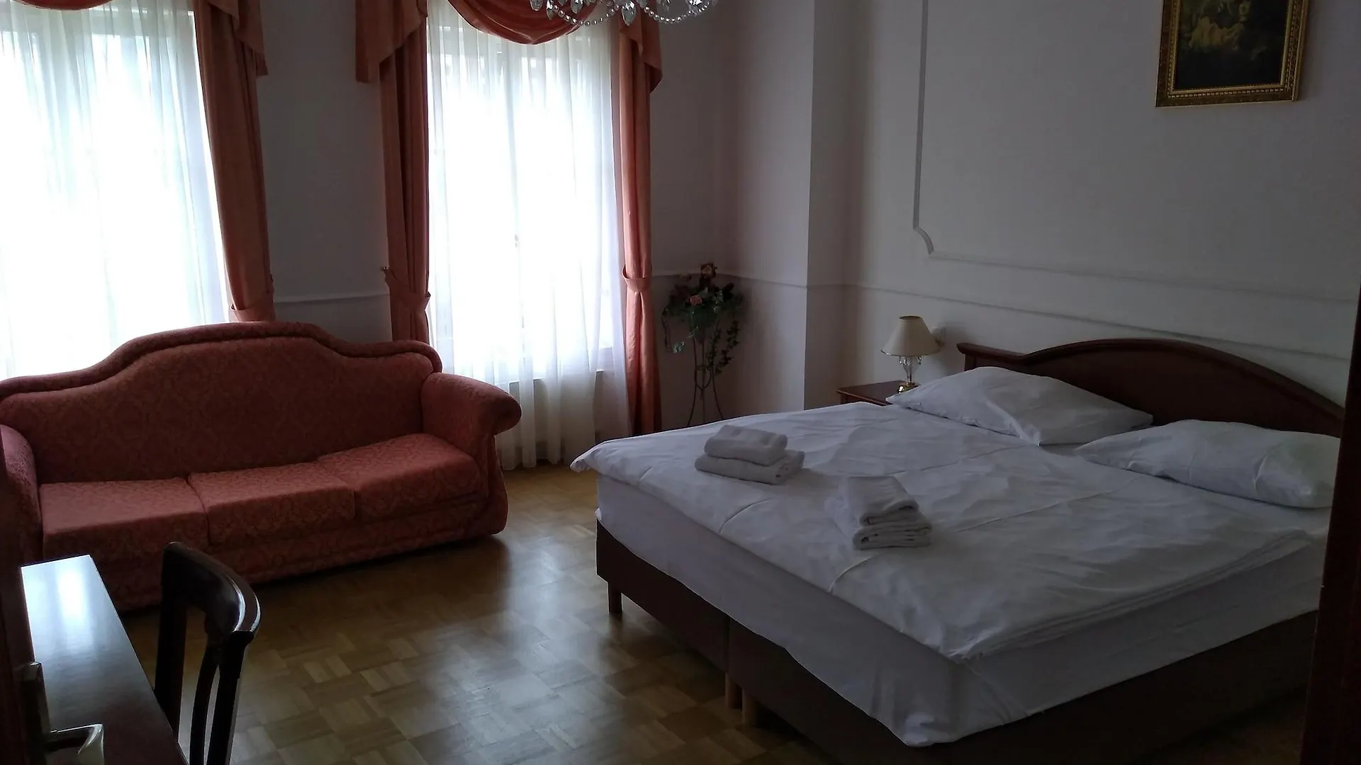 Hotel Renesance Krasna Kralovna Karlovy Vary