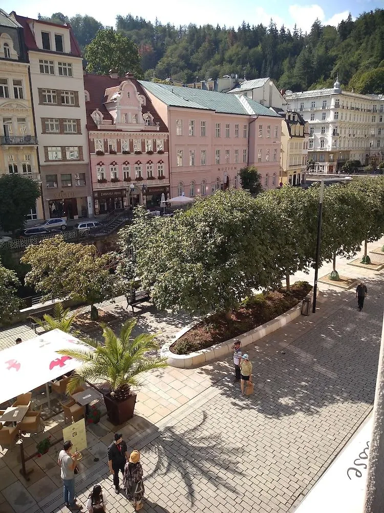 Hotel Renesance Krasna Kralovna Karlsbad