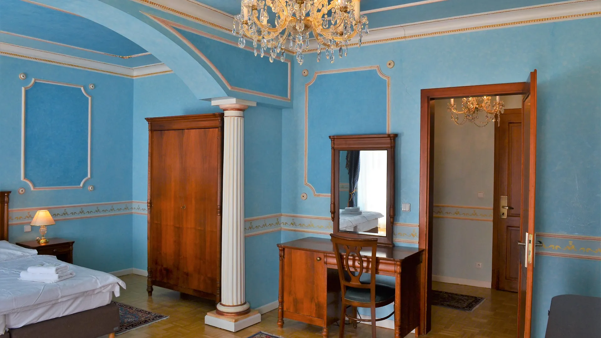 Hotel Renesance Krasna Kralovna Karlsbad Tsjechië