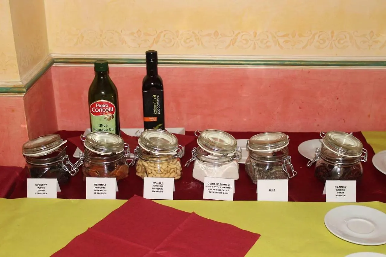 ****  Hotel Renesance Krasna Kralovna Karlsbad Tschechische Republik