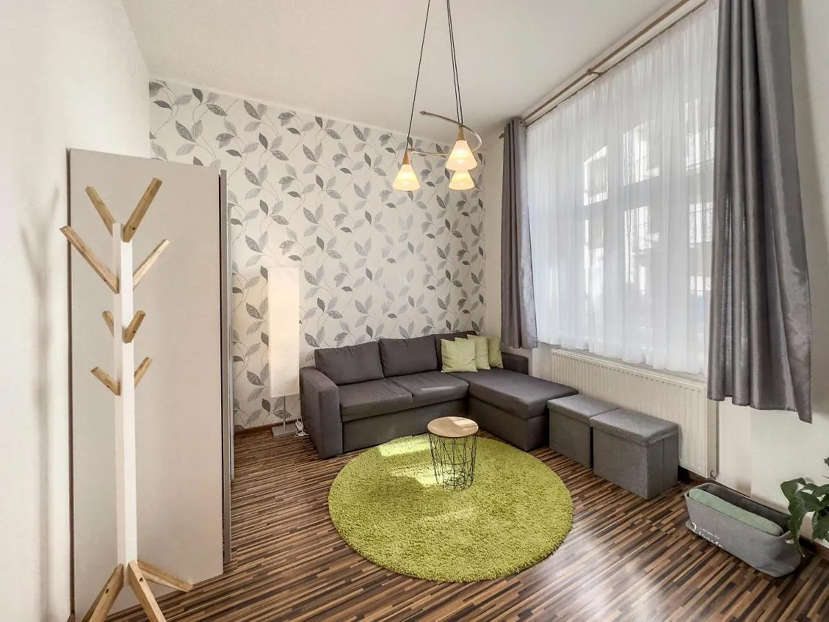 Laura'S Apartment Karlsbad
