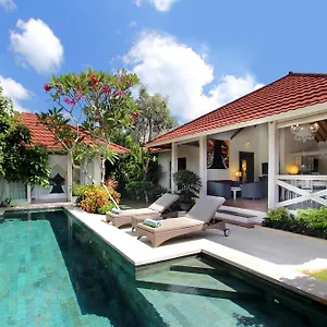 https://villa-fendi.hotelsseminyak.net