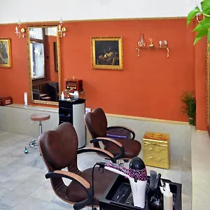 https://hotel-michle.praguehotelsweb.com