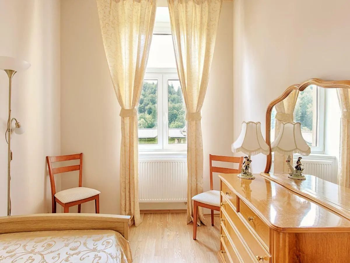 Lyra Apartments Karlsbad 0*,