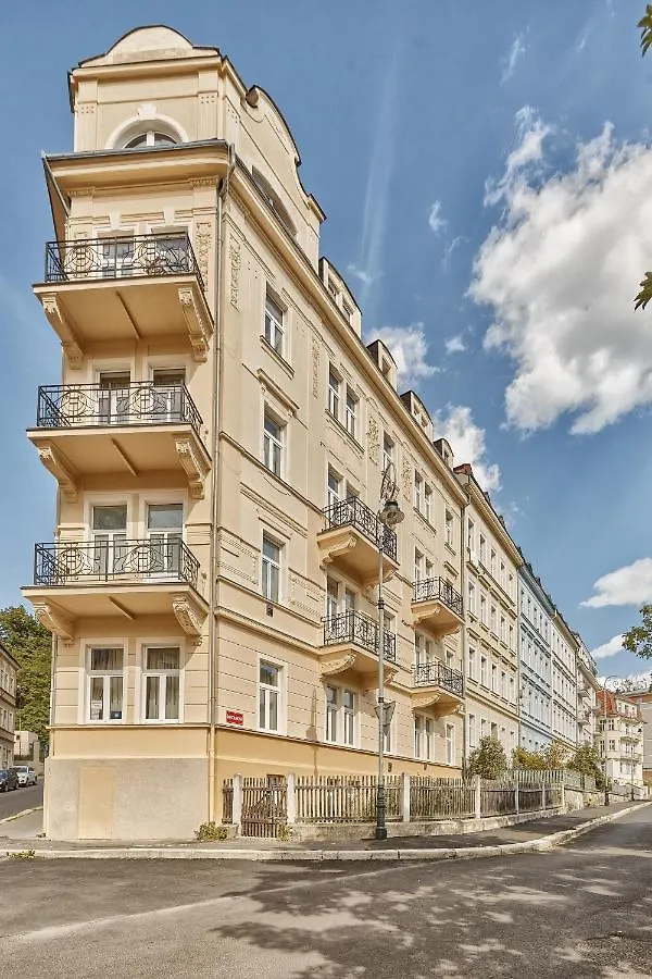 Lyra Apartments Karlsbad