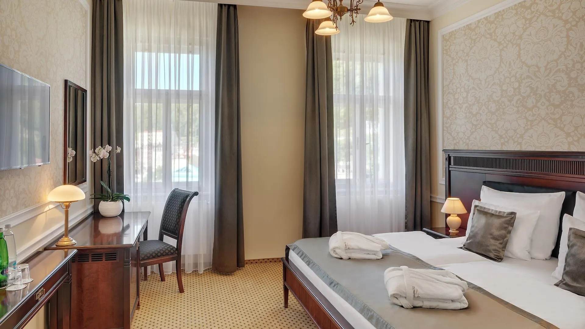 *****  Luxury Spa Hotel Olympic Palace Karlsbad Tsjechië