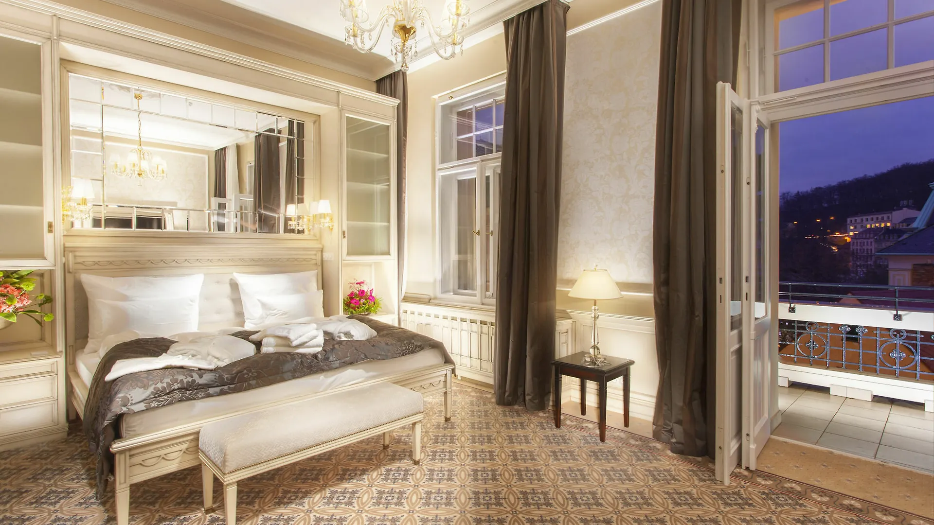 Luxury Spa Hotel Olympic Palace Karlsbad 5*,  Tsjechië