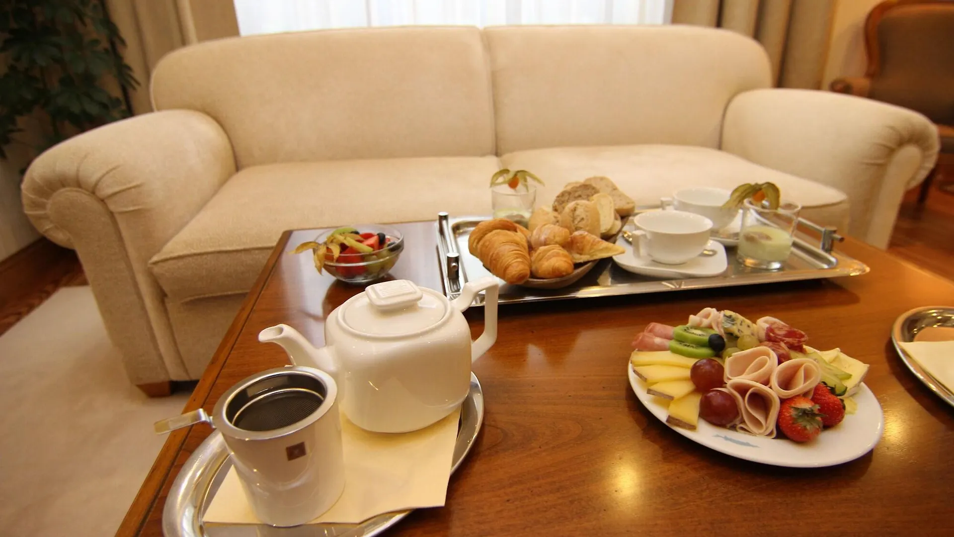 Hotel Retro Riverside Wellness Resort Karlovy Vary