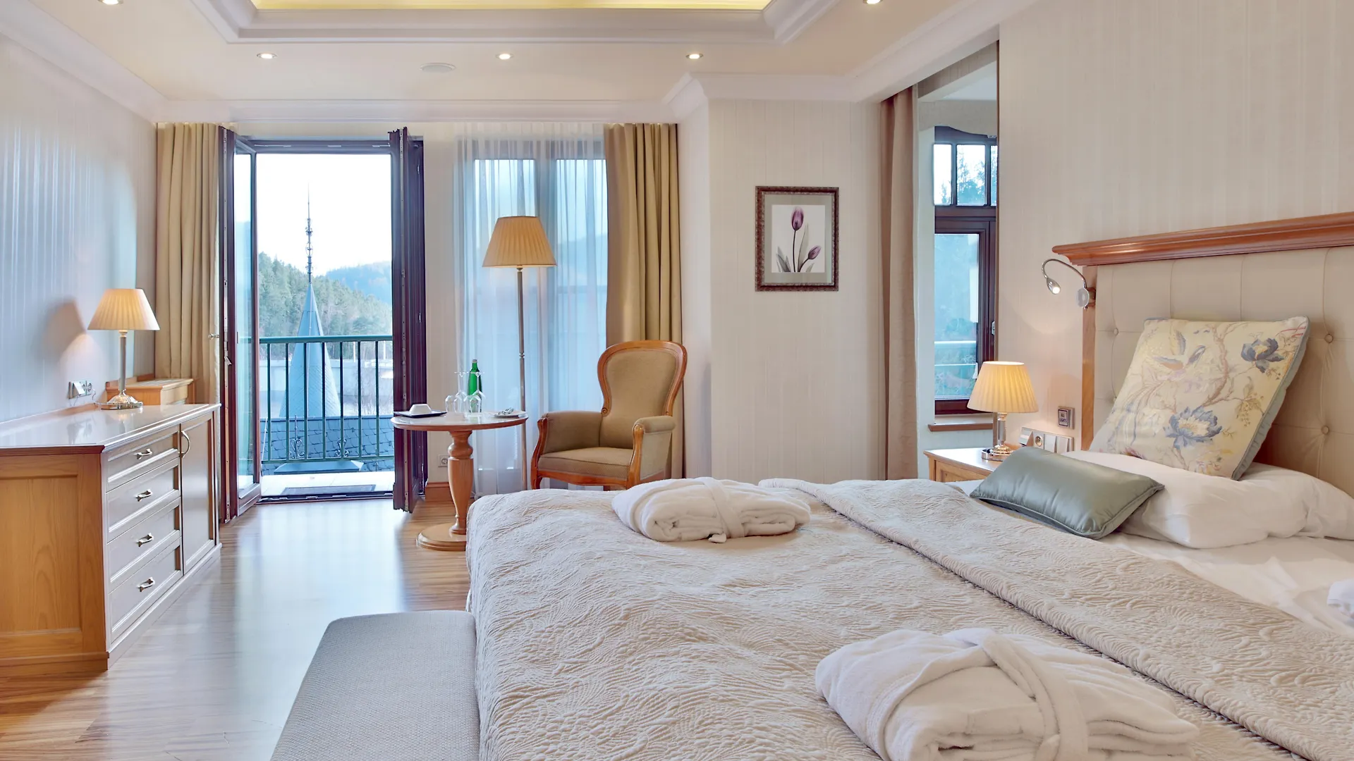 Retro Riverside Wellness Resort Karlovy Vary