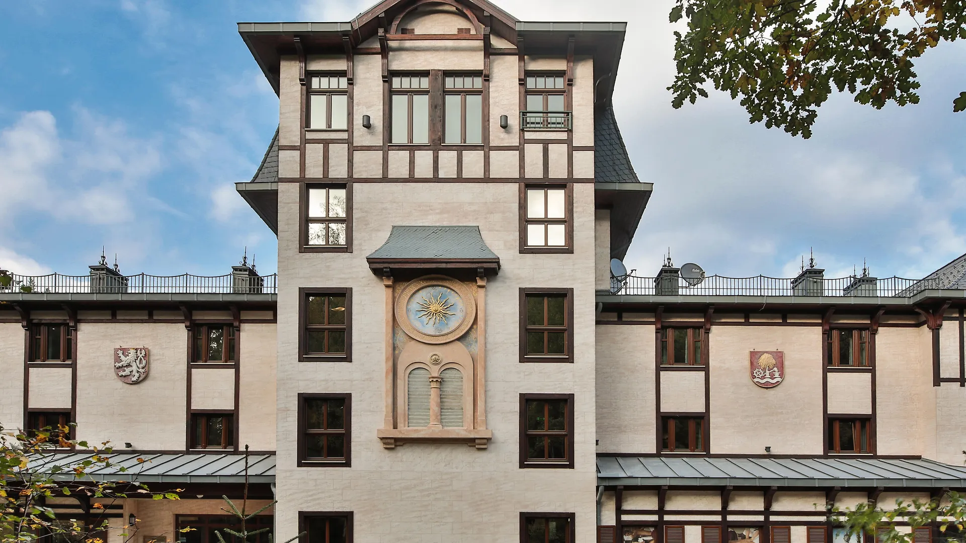 Retro Riverside Wellness Resort Karlovy Vary 5*,  República Checa