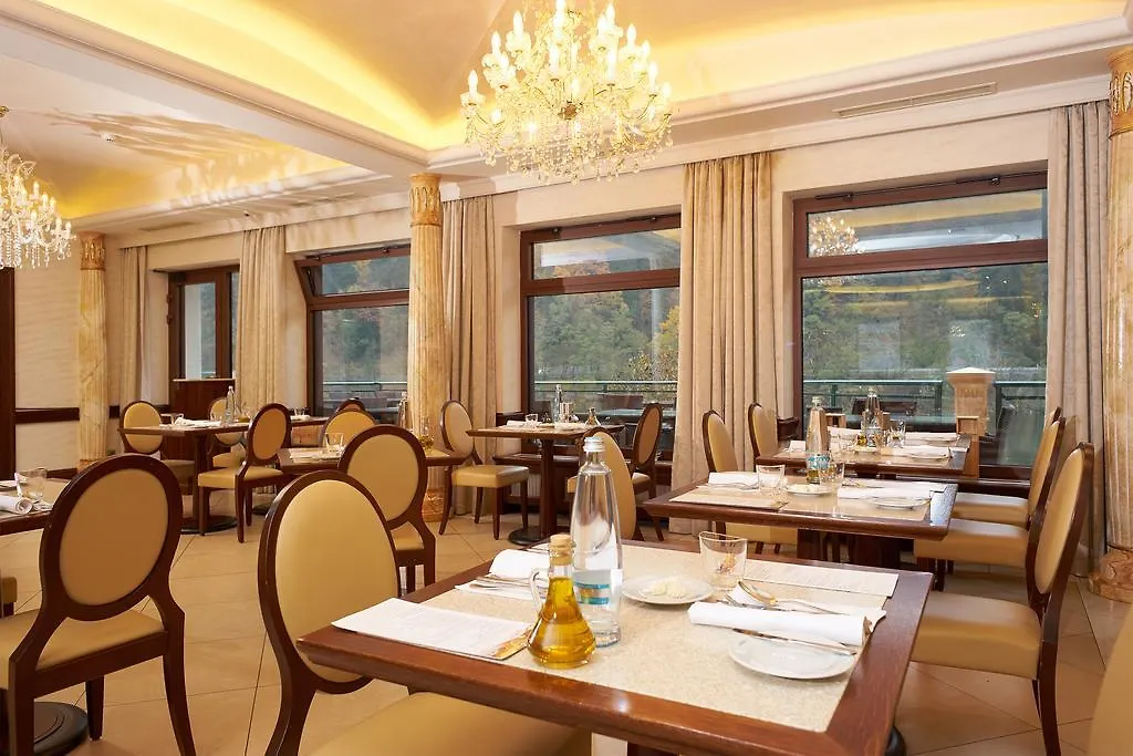Retro Riverside Wellness Resort Karlovy Vary Hotel