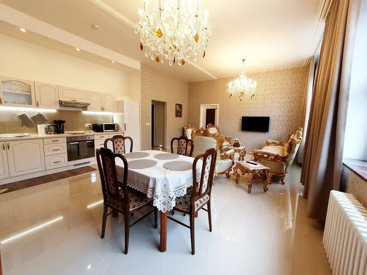 Madonna Apartments Karlsbad