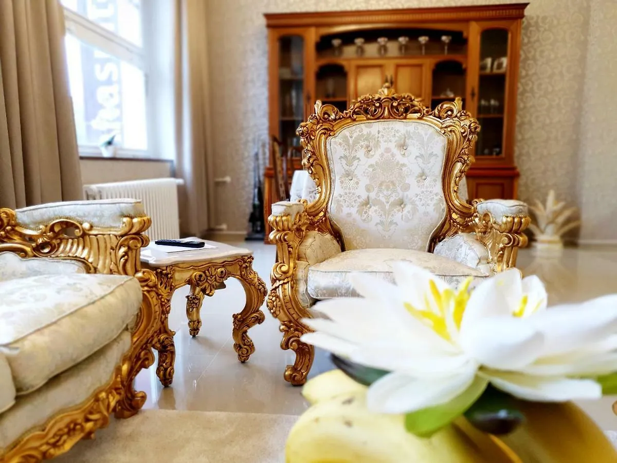 Madonna Apartments Karlovy Vary