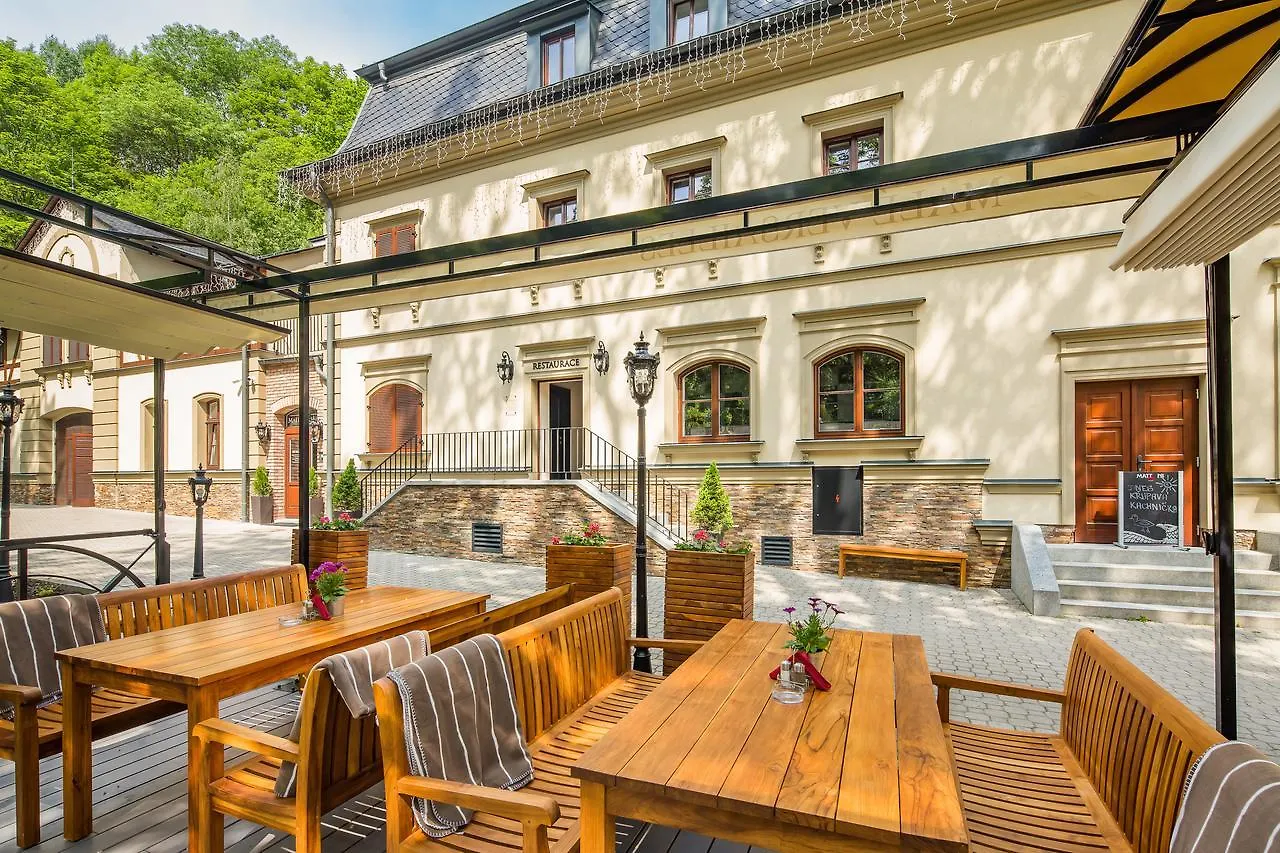 Hotel Male Versailles Karlovy Vary 4*,