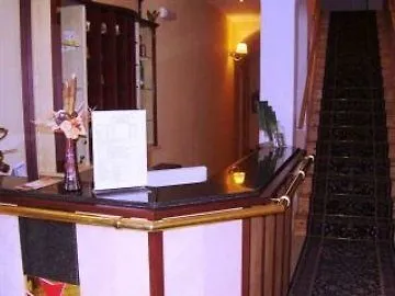 Hotel Maltezský Kříž Karlovy Vary 3*,
