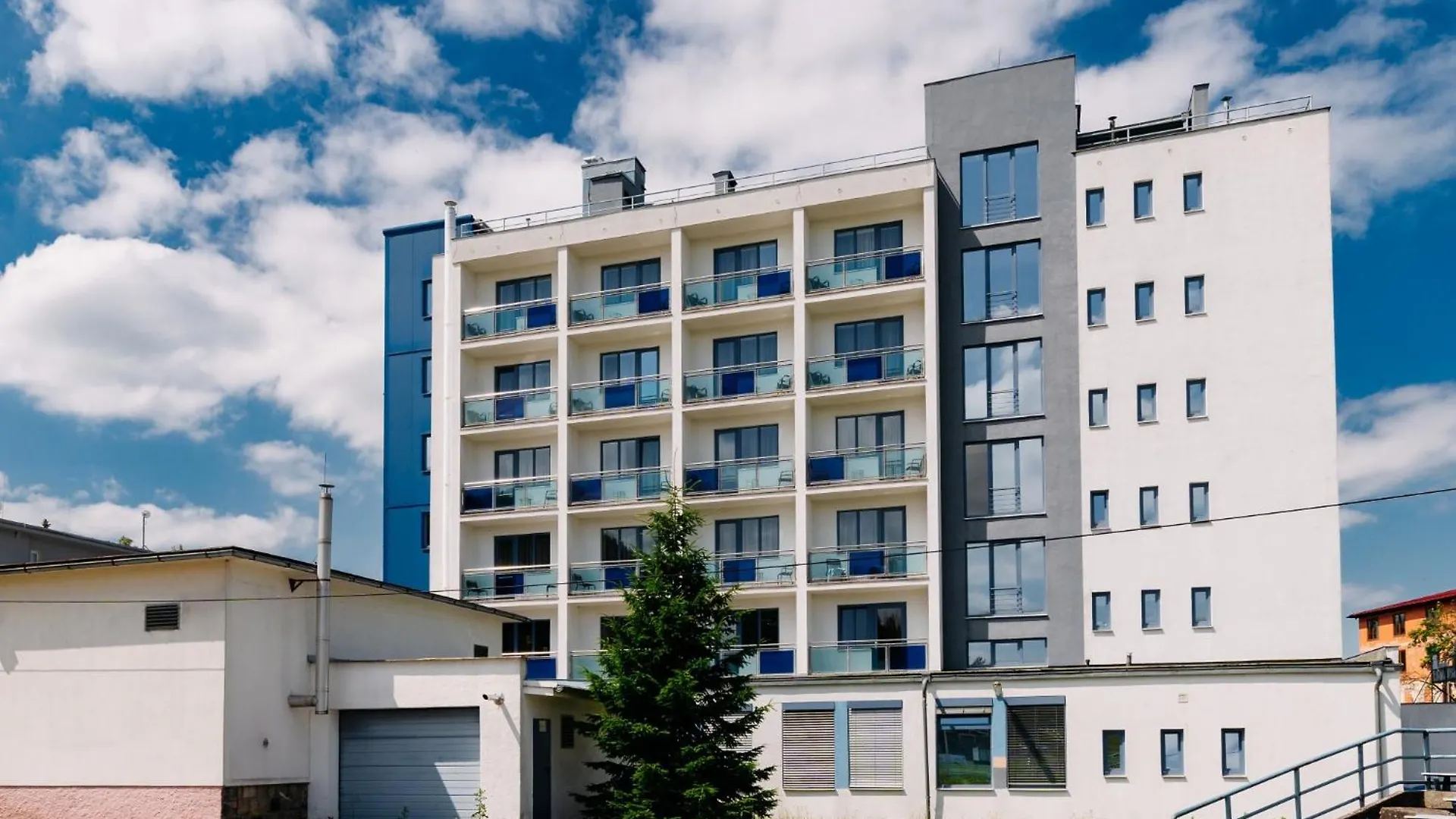 Hotel Marttel Karlovy Vary 3*,