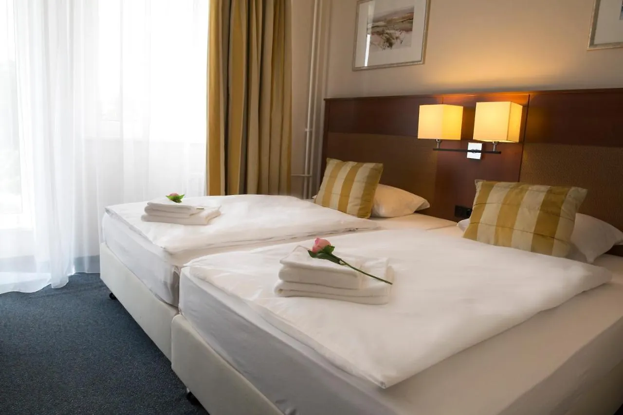 Hotel Marttel Karlowe Wary 3*,