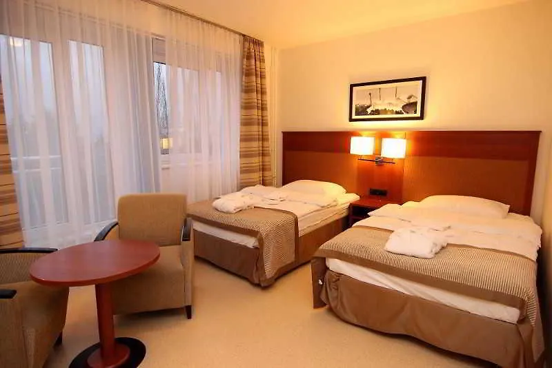 Hotel Marttel Карловы Вары
