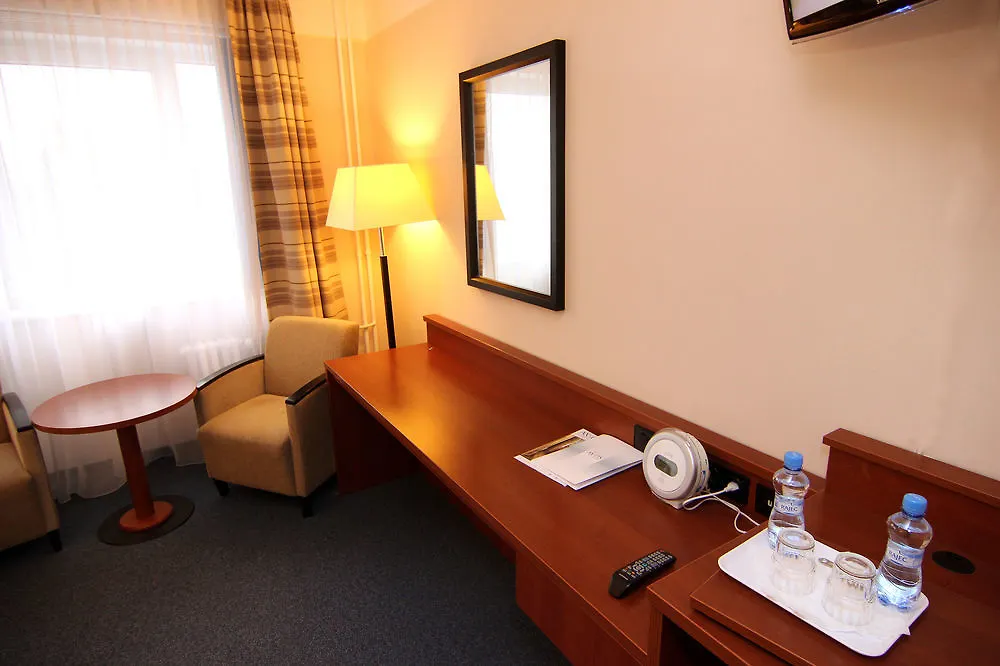 Hotel Marttel Карловы Вары