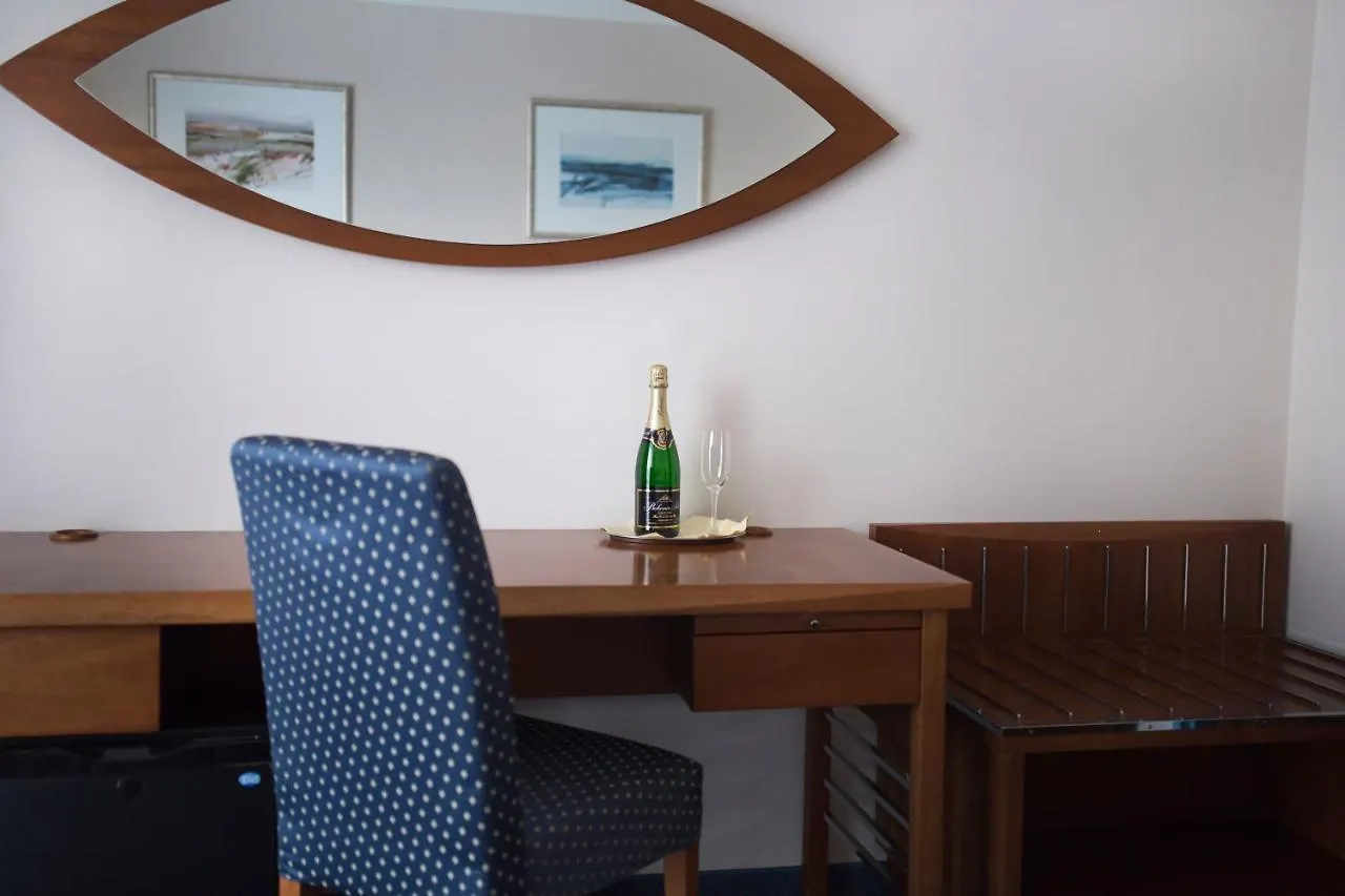 Hotel Marttel Карловы Вары