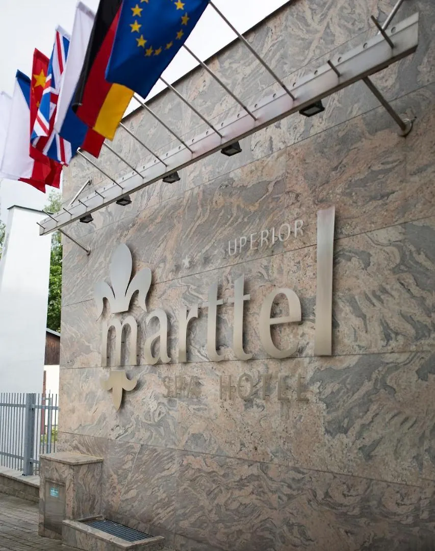 Hotel Marttel Карловы Вары