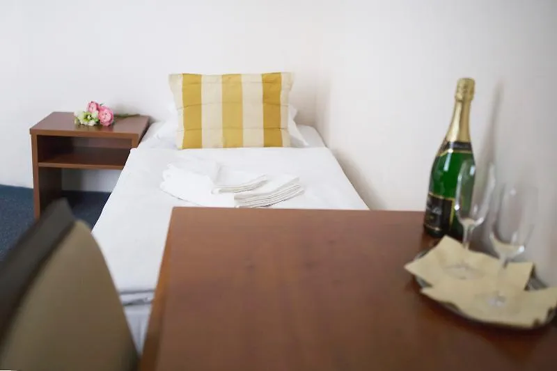 Hotel Marttel Карловы Вары Чехия