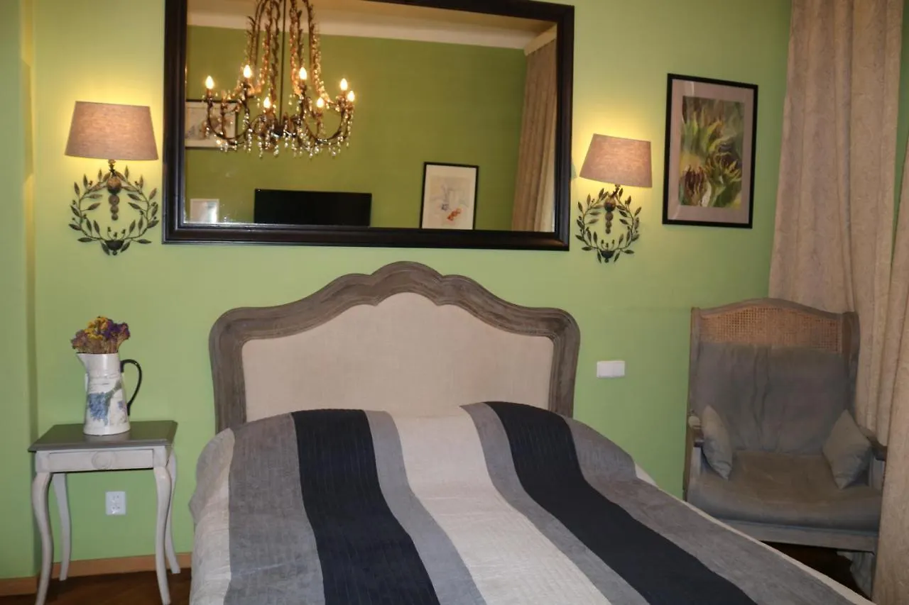 Retro Big Apartment With Two Balconies And Lift Karlsbad 0*,