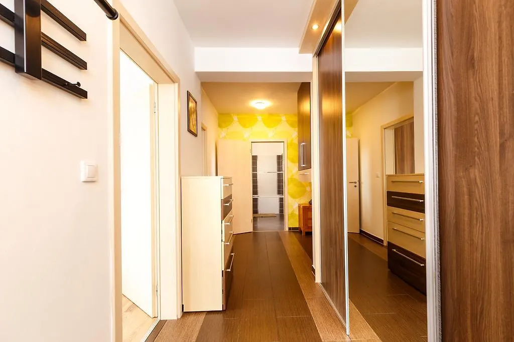 Modern Apartment With 2 Bedrooms Karlsbad