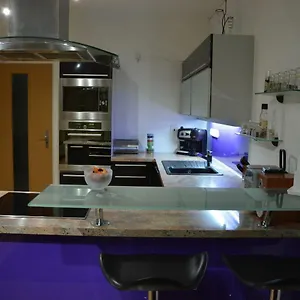 Apartman Zderadova Apartment Brünn