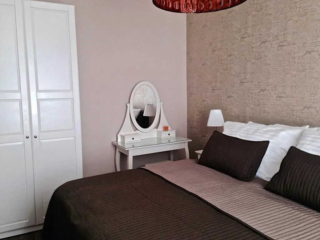 Moravia Boutique Apartments Karlovy Vary 4*,