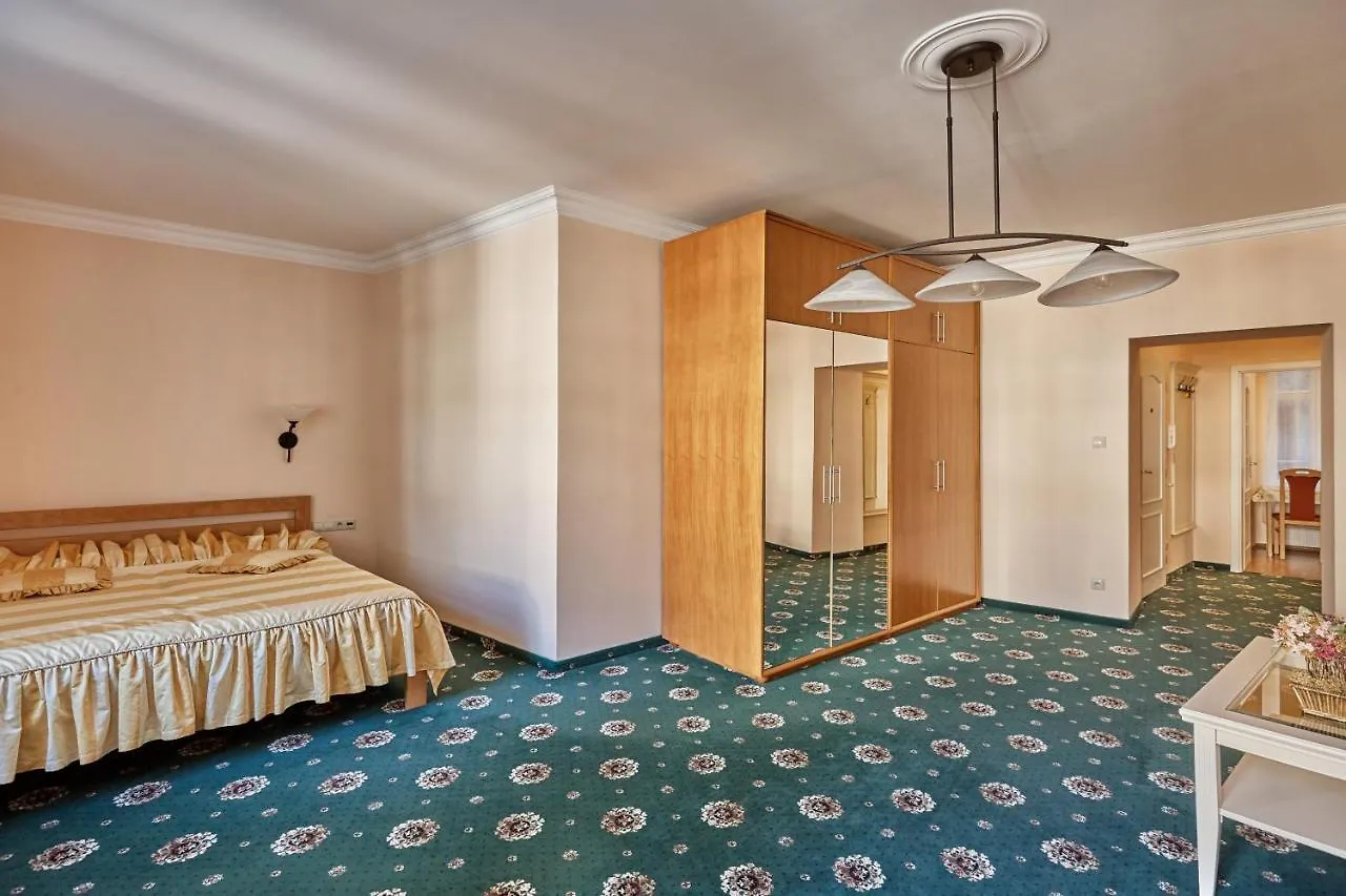 Evergreen Apartments Hotel Karlsbad 0*,