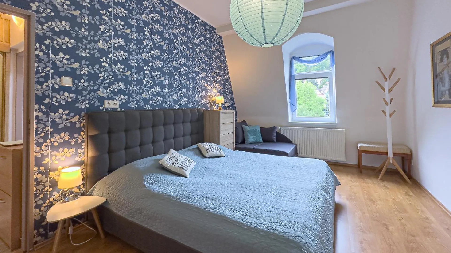 Nely'S Apartment Карловы Вары