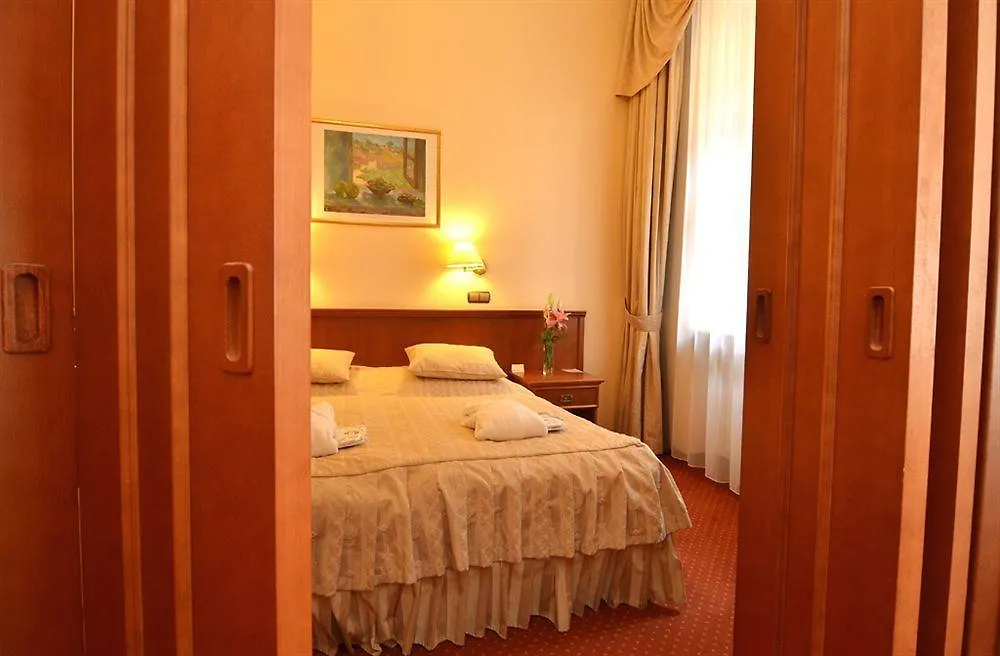 Olympia Wellness Hotel Карловы Вары