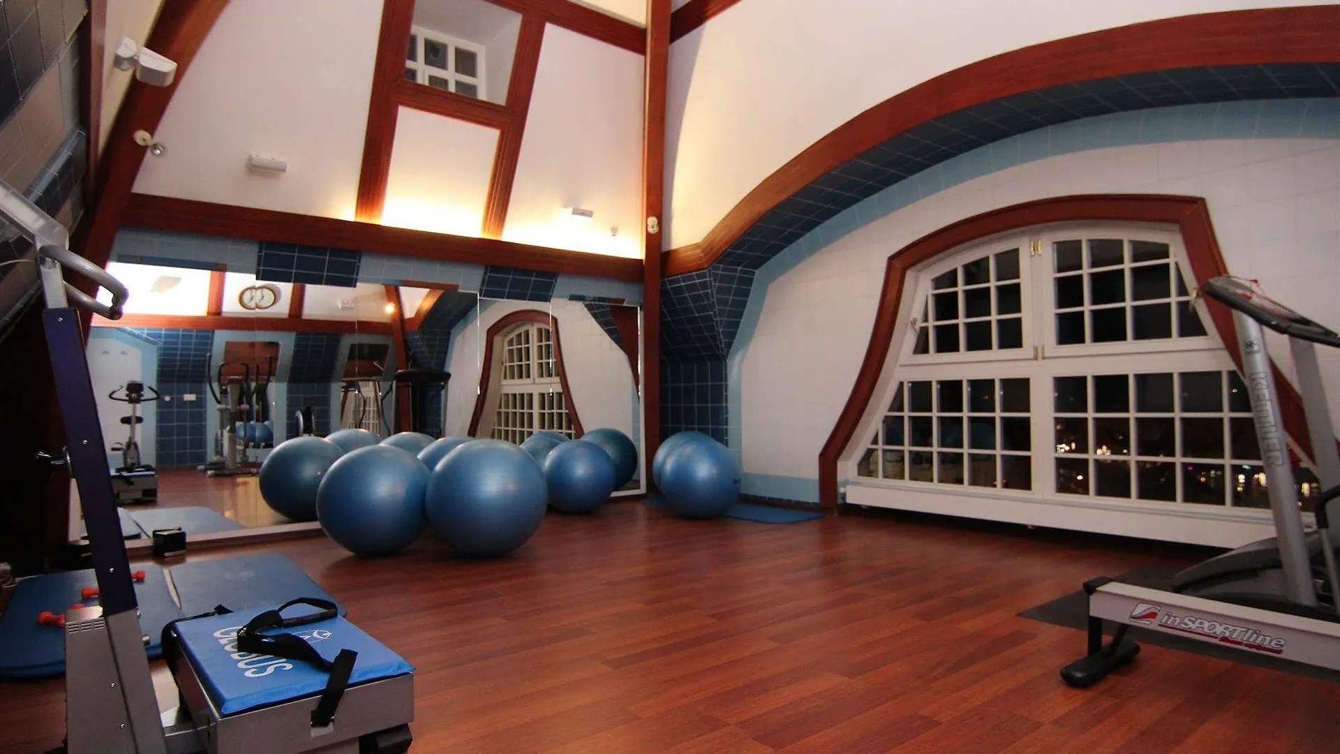 Olympia Wellness Hotel Karlsbad 4*,