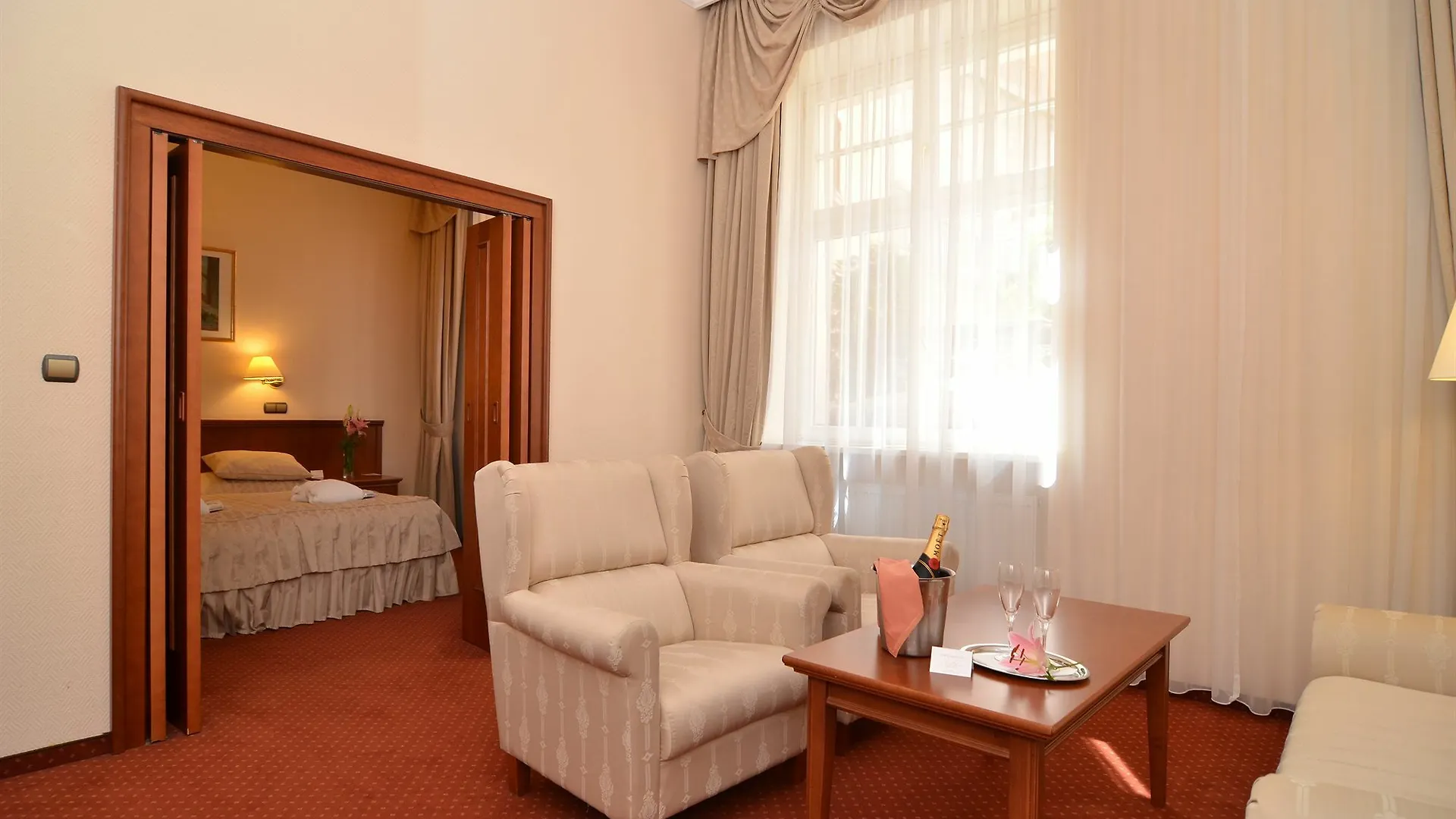 Olympia Wellness Hotel Карловы Вары 4*,