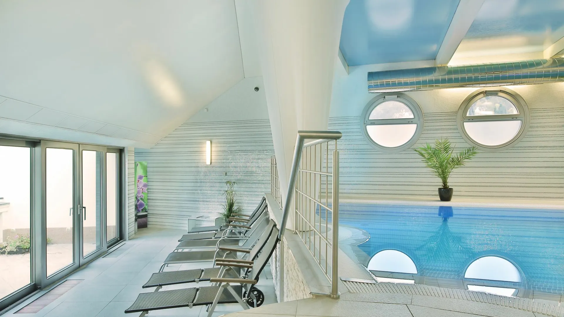 Olympia Wellness Hotel Karlsbad 4*,