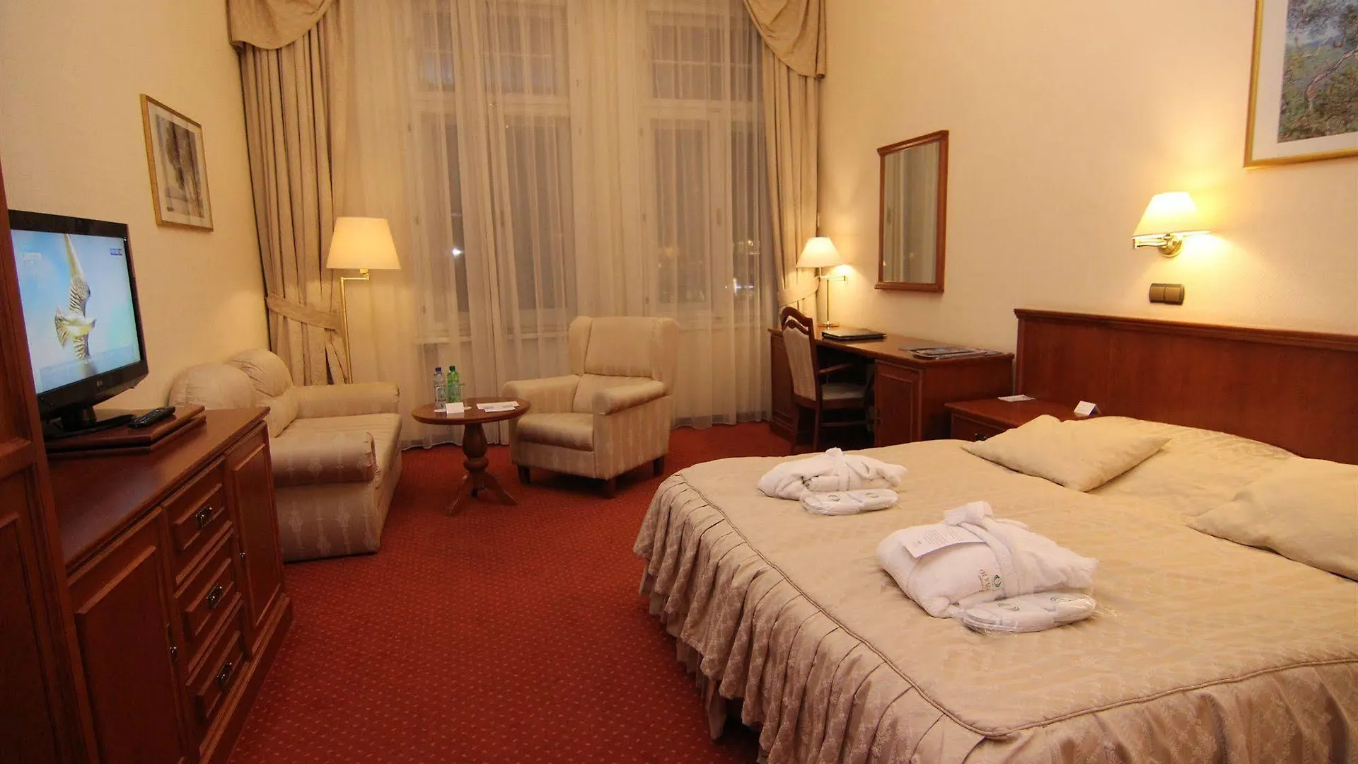 Hotel Olympia Spa&Wellness Karlowe Wary 4*,  Czechy