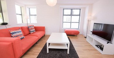 Town Or Country - Oxford Heights Apartment