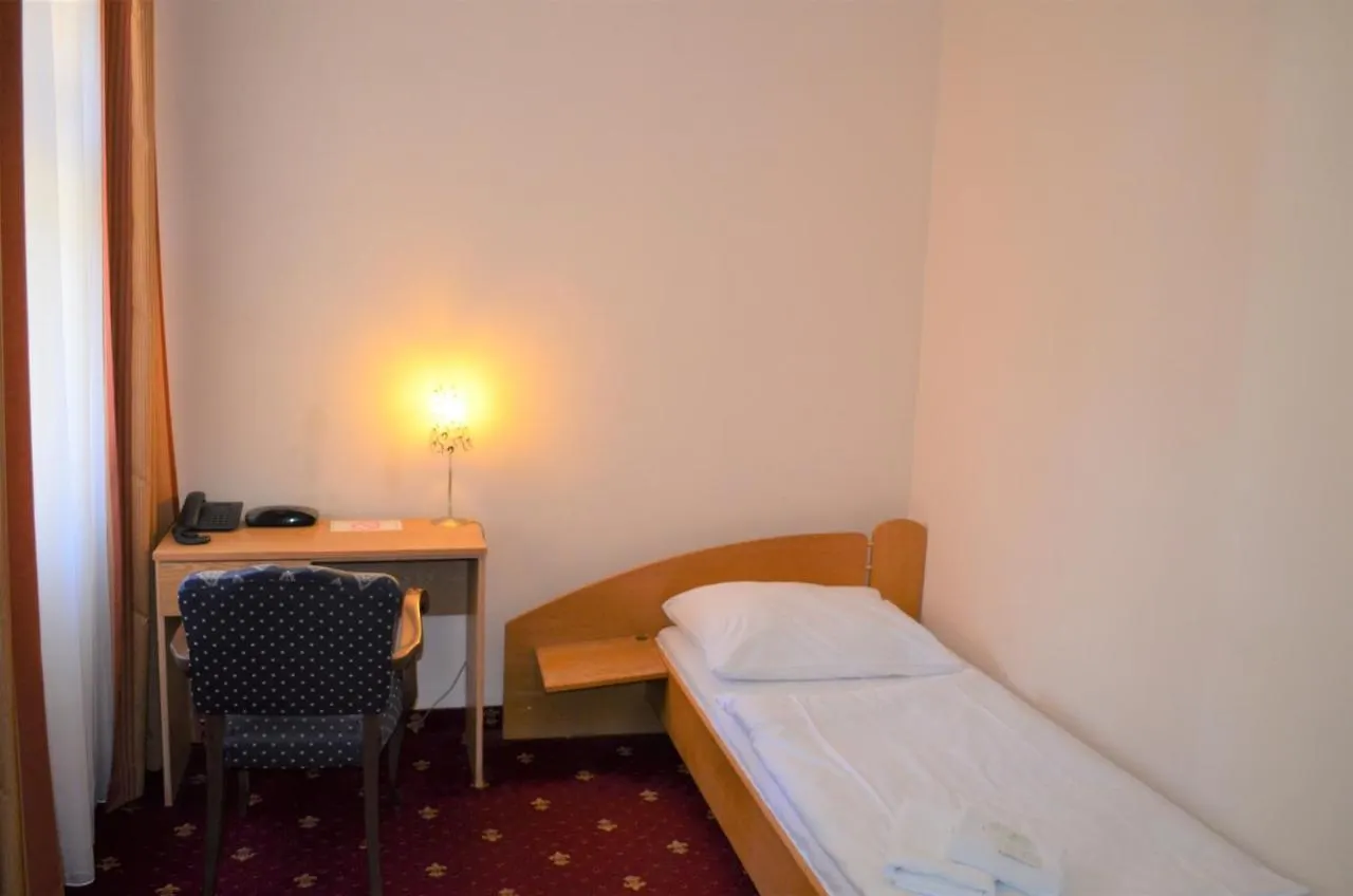 Hotel Palacky Karlovy Vary