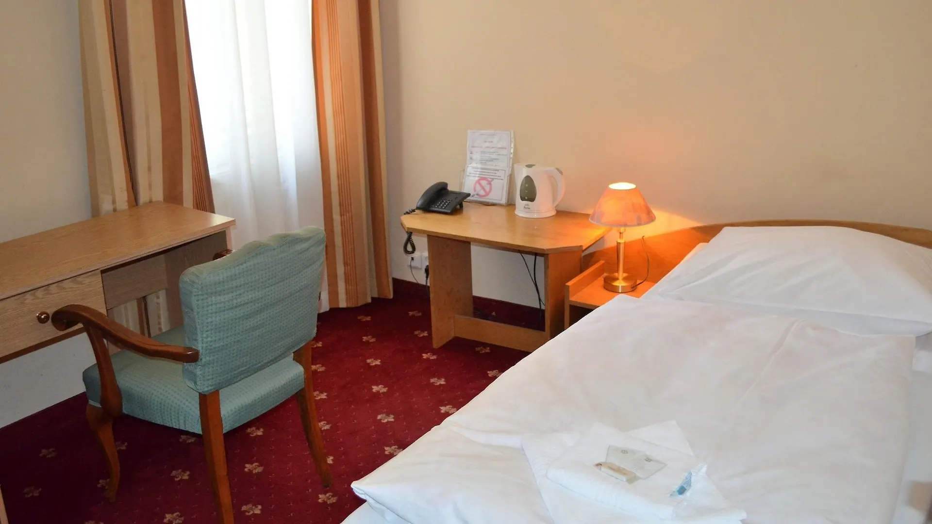Hotel Palacky Karlovy Vary Csehország