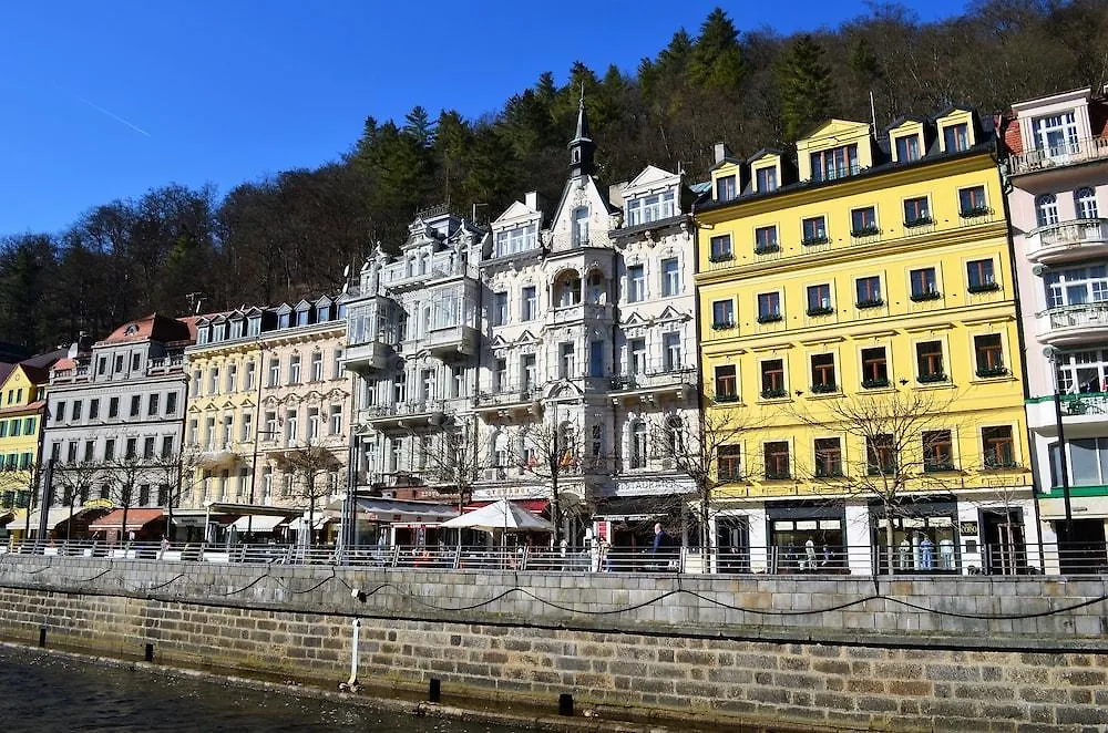 ****  Hotel Palacky Карловы Вары Чехия
