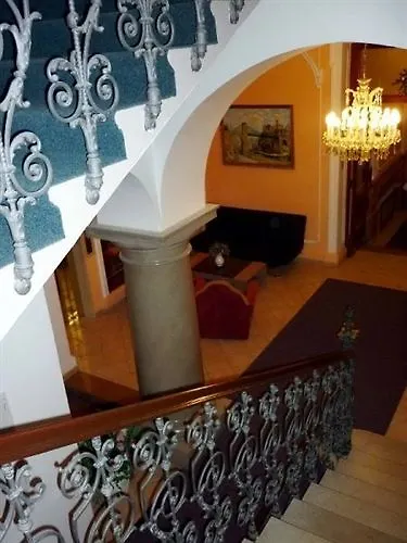 Hotel Palacky Карловы Вары 4*,  Чехия