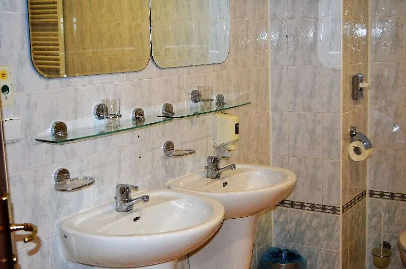Hotel Palacky Карловы Вары